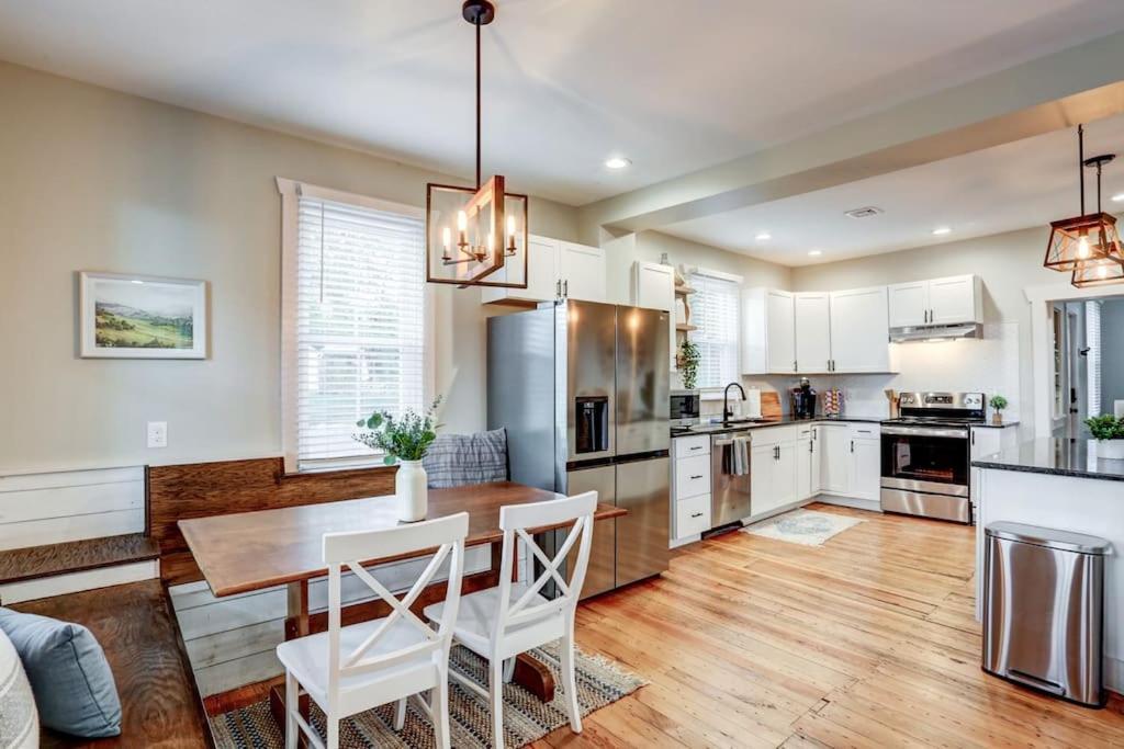 Beautiful Farmhouse Close To Lanc Hershey Etown Mount Joy Exteriér fotografie