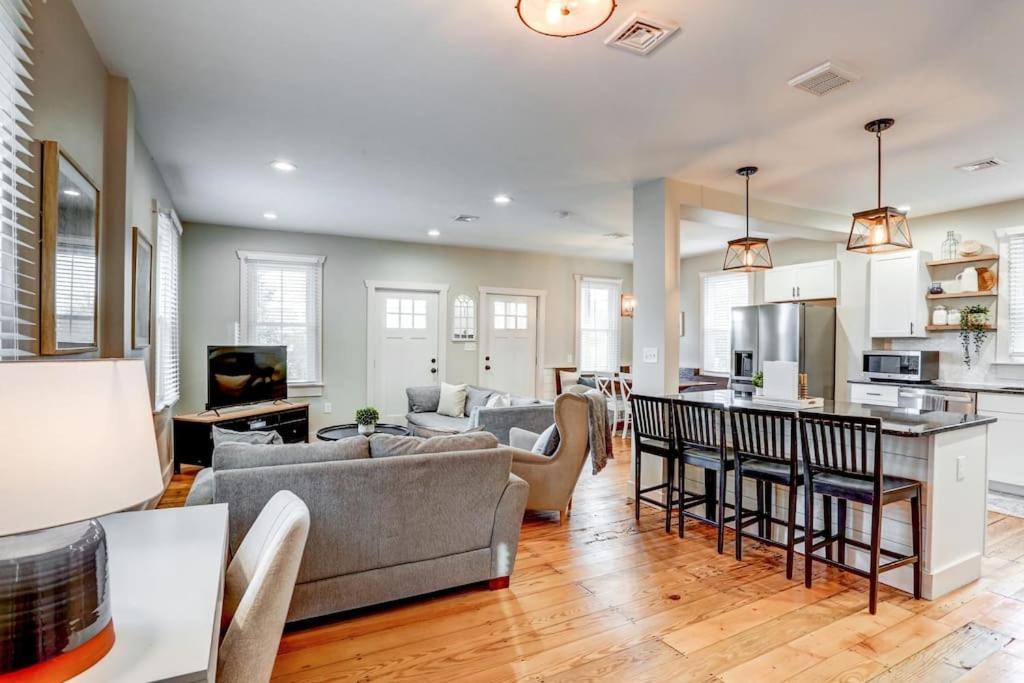 Beautiful Farmhouse Close To Lanc Hershey Etown Mount Joy Exteriér fotografie